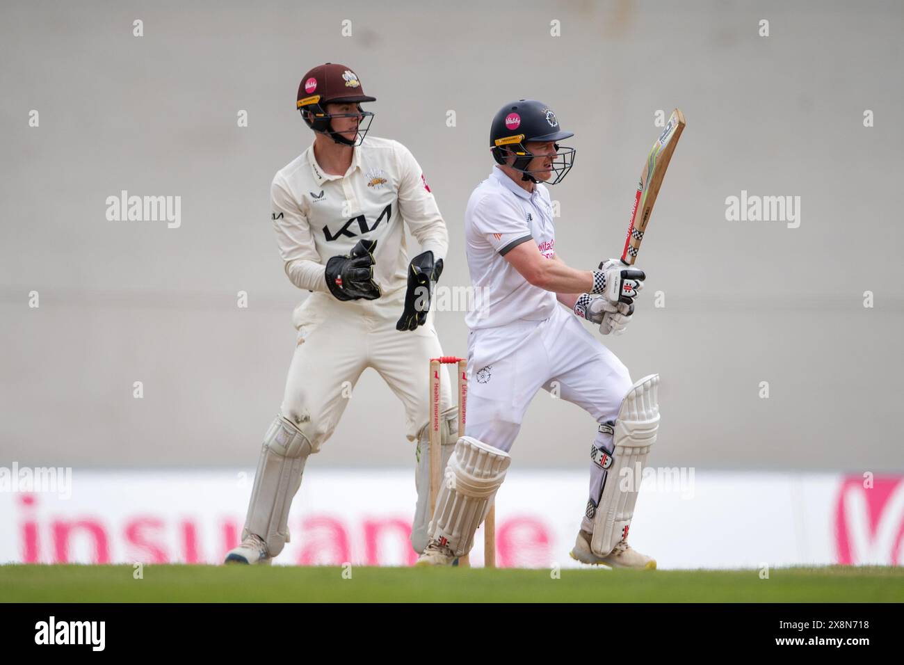 Southampton, Regno Unito. 26 maggio 2024. Ben Brown dell'Hampshire batté durante il Vitality County Championship Division One match tra Hampshire e Surrey all'Utilita Bowl. Crediti: Dave Vokes/Alamy Live News Foto Stock