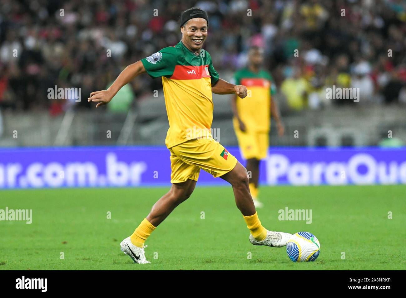 26 maggio 2024, Rio De Janeiro, Rio De Janeiro, Brasile: Rio de Janeiro (RJ), 26/05/2024 - CALCIO SOLIDALE/RJ - Ronaldinho Gaucho durante la partita tra Esperanca x Uniao, per Solidarity Football 2024, un evento che raccoglie fondi per le vittime delle piogge del Rio grande do sul, tenutosi a Maracana, a nord di Rio de Janeiro, questa domenica, 26 maggio 2024. (Credit Image: © Clever Felix/TheNEWS2 tramite ZUMA Press Wire) SOLO PER USO EDITORIALE! Non per USO commerciale! Foto Stock