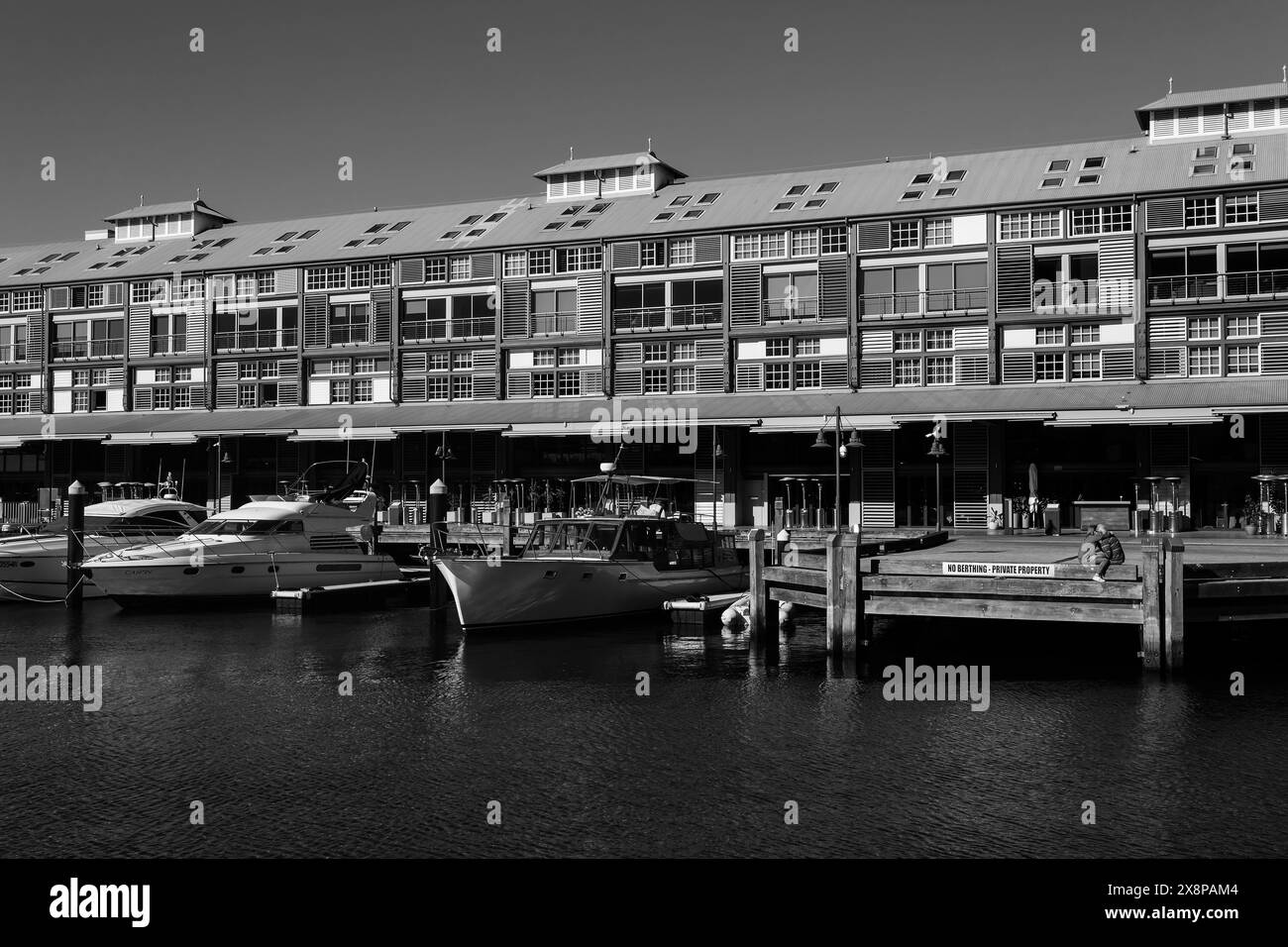 Vedute generali di Finger Wharf, Woolloomooloo, molto vuote. Le restrizioni di blocco per Greater Sydney sono state prorogate di quattro settimane fino al 28 agosto Foto Stock