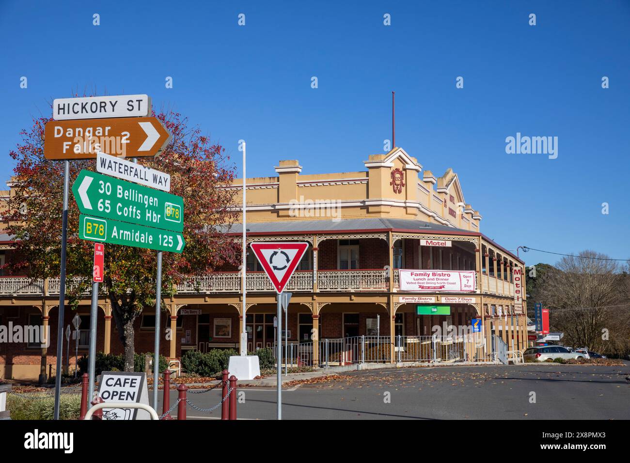 The Heritage Hotel Dorrigo, camere da motel e locali pubblici, architettura anni '1920 e patrimonio storico, centro di Dorrigo, NSW, Australia Foto Stock