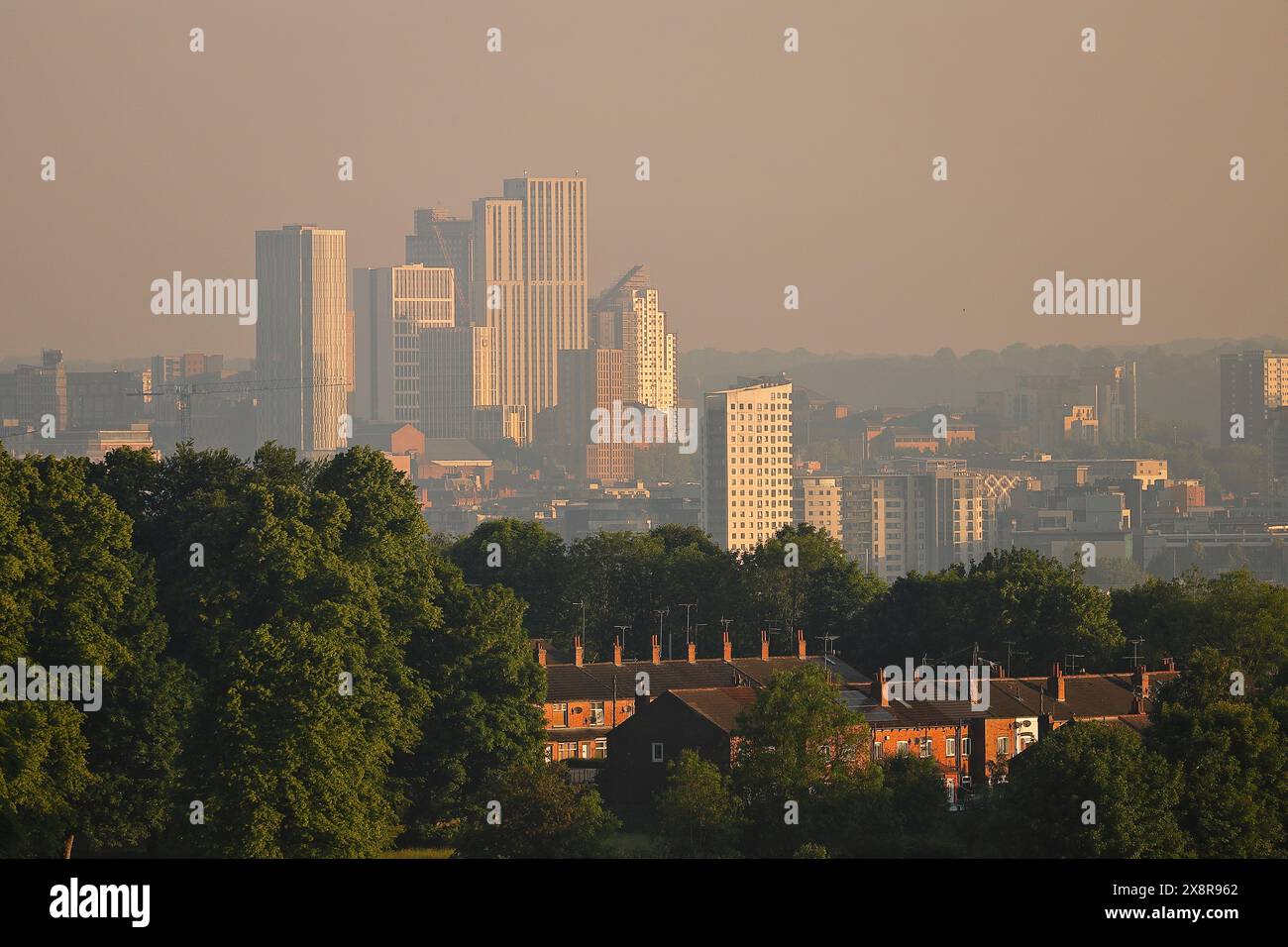 Una vista degli alti edifici dell'Arena Quarter nel centro di Leeds, West Yorkshire, Regno Unito Foto Stock