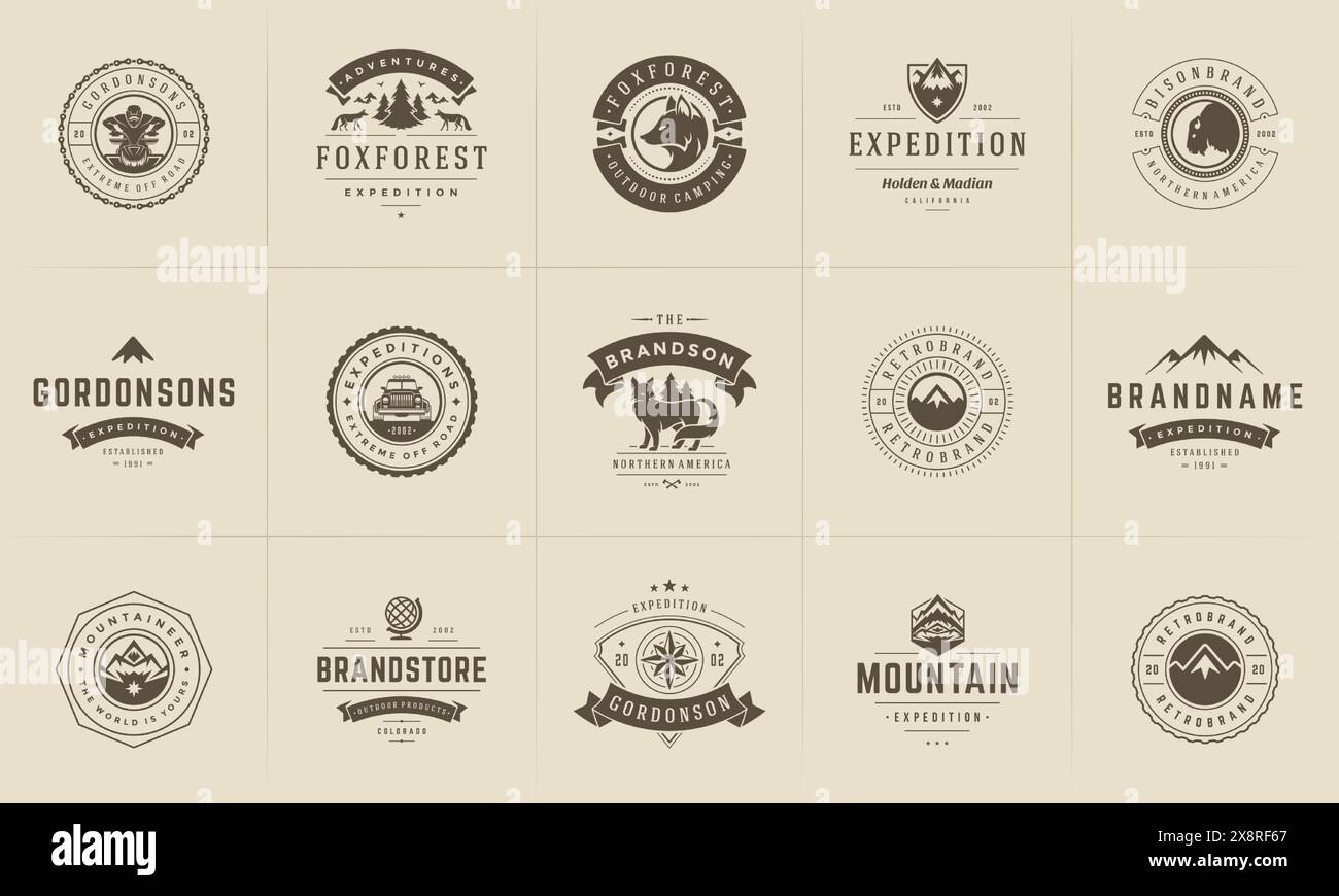 Modelli di logo e badge da campeggio elementi di design vettoriali e silhouette. Avventura all'aperto, montagne e campi forestali emblemi in stile vintage e l Illustrazione Vettoriale