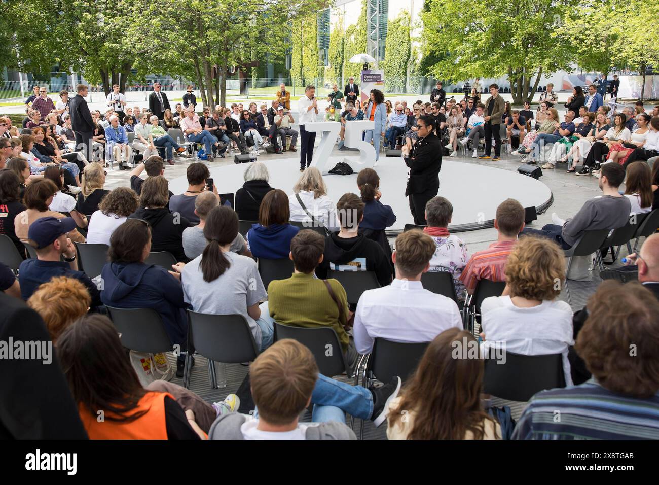 Robert Habeck (Vicecancelliere e Ministro federale dell'economia e della protezione del clima, i Verdi) in un dialogo sul tema: Cosa Foto Stock