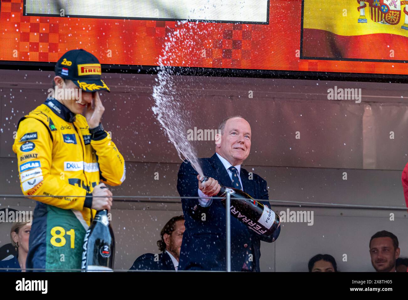 Monte Carlo, Monaco, 27 maggio 2024, Alberto II, Principe di Monaco, principe di Monaco che partecipa al giorno della gara, round 08 del campionato di Formula 1 2024. Crediti: Michael Potts/Alamy Live News Foto Stock