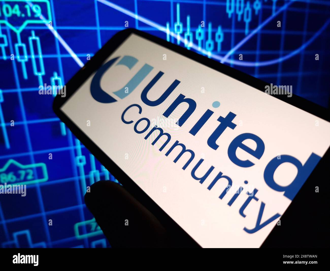 Konskie, Polonia - 26 maggio 2024: Logo della società United Community Bank visualizzato sul cellulare Foto Stock