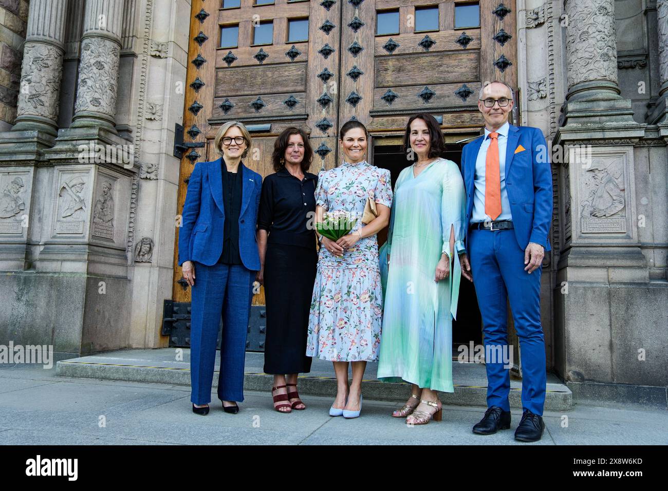 Stoccolma, Kronprinsessan al Nordiska museet, Svezia, 05 27 2024, incontro annuale. Sanne Houby-Nielsen, Maria Elisabet Groop Russel, Principessa Victoria, Clara Block Hane, Hans Malmsten credito: Daniel Bengtsson/Alamy Live News Foto Stock