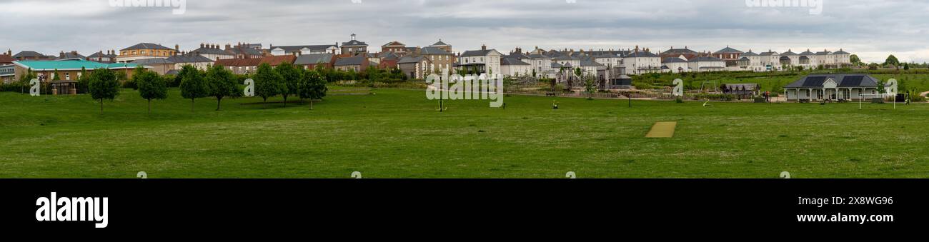 Panorama of Poundbury, estensione urbana della città di Dorset, Dorchester, Inghilterra Foto Stock