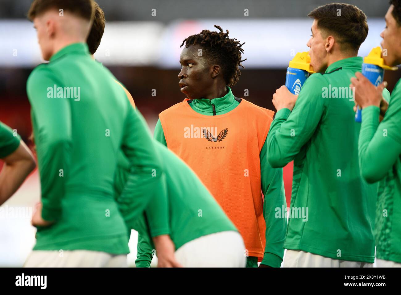 MELBOURNE, AUSTRALIA. 24 maggio 2024. Nella foto: L'attaccante del Newcastle United Garang Kuol durante il riscaldamento pre-partita per la Global Football Week English P Foto Stock