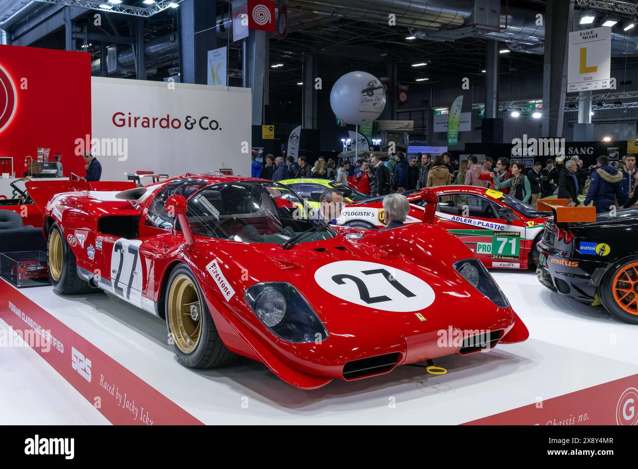 Parigi, Francia - Rétromobile 2023. Vista su una Ferrari 512 S. rossa 1970 telaio n. 1004. Foto Stock