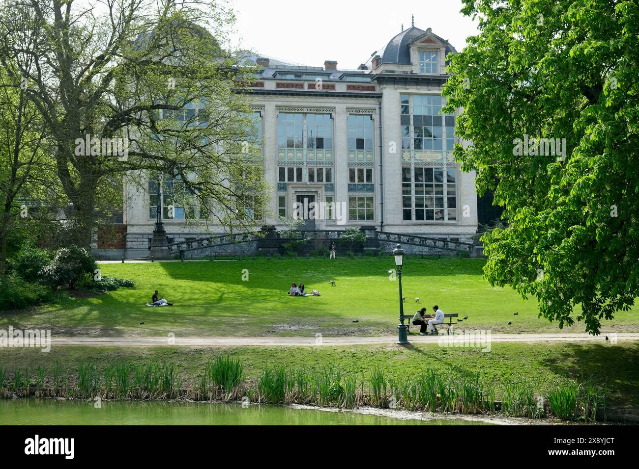 Belgio, Bruxelles, quartiere europeo, parco Leopold, scuola superiore Emile Jacqmain Foto Stock