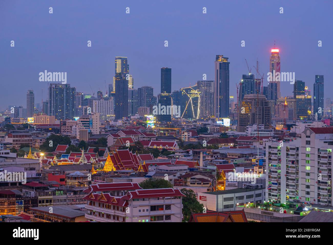 Thailandia, Bangkok, panorama dei grattacieli del centro città Foto Stock