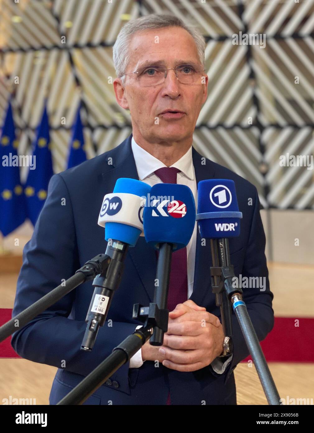 Bruxelles, Belgio. 28 maggio 2024, Belgio, Brüssel: Il segretario generale della NATO Jens Stoltenberg parla ai giornalisti a margine di un incontro dei ministri della difesa dell'UE. Foto: Ansgar Haase/dpa Credit: dpa picture Alliance/Alamy Live News Foto Stock