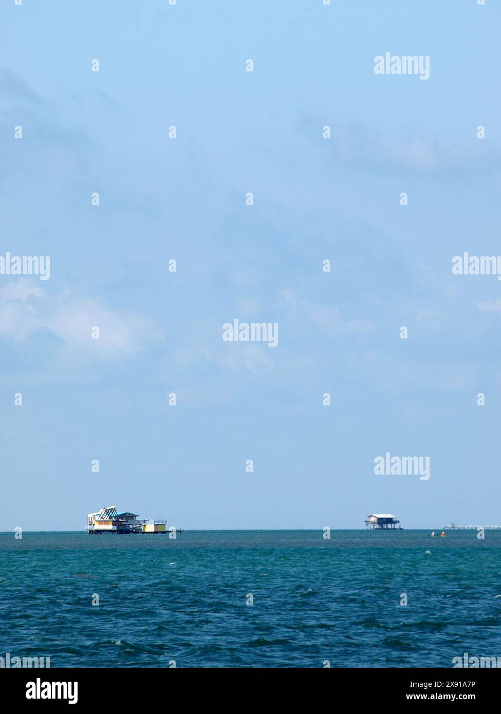 Miami, Florida, Stati Uniti - 26 maggio 2024: Stiltsville ospita sulle acque poco profonde della baia di Biscayne. Solo per uso editoriale. Foto Stock