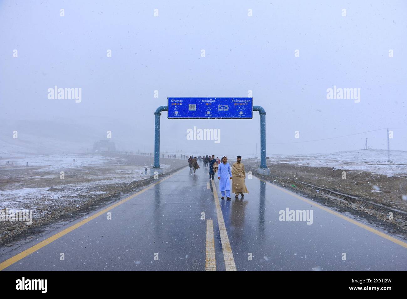 Splendida vista del Khunjerab Pass katidas Attabad Gilgit Baltistan Foto Stock