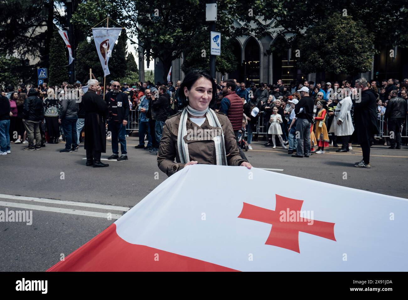 Adrien Vautier/le Pictorium - giornata famiglia Tbilisi - 17/05/2024 - Georgia (Europa)/? Tbilissi? Tea Tchapidze, 41 anni, è venuta alla manifestazione con la sua famiglia. È la madre di nove figli. Tbilissi, 17 maggio 2024 credito: LE PICTORIUM/Alamy Live News Foto Stock