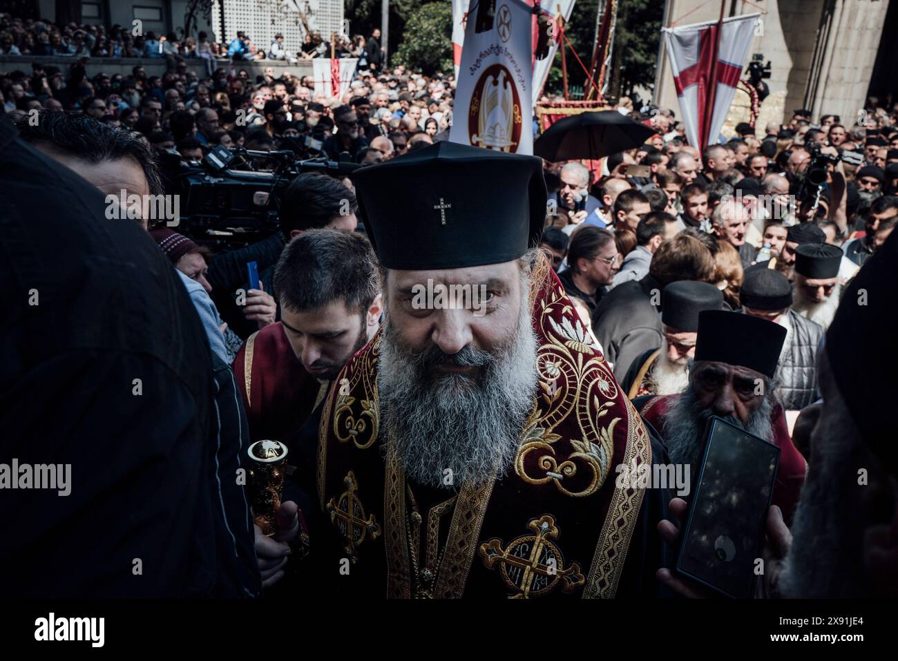 Adrien Vautier/le Pictorium - giornata famiglia Tbilisi - 17/05/2024 - Georgia (Europa)/? Tbilissi? - Shio Mujiri, capo prete della Chiesa ortodossa georgiana. Tbilisi, 17 maggio 2024. Crediti: LE PICTORIUM/Alamy Live News Foto Stock