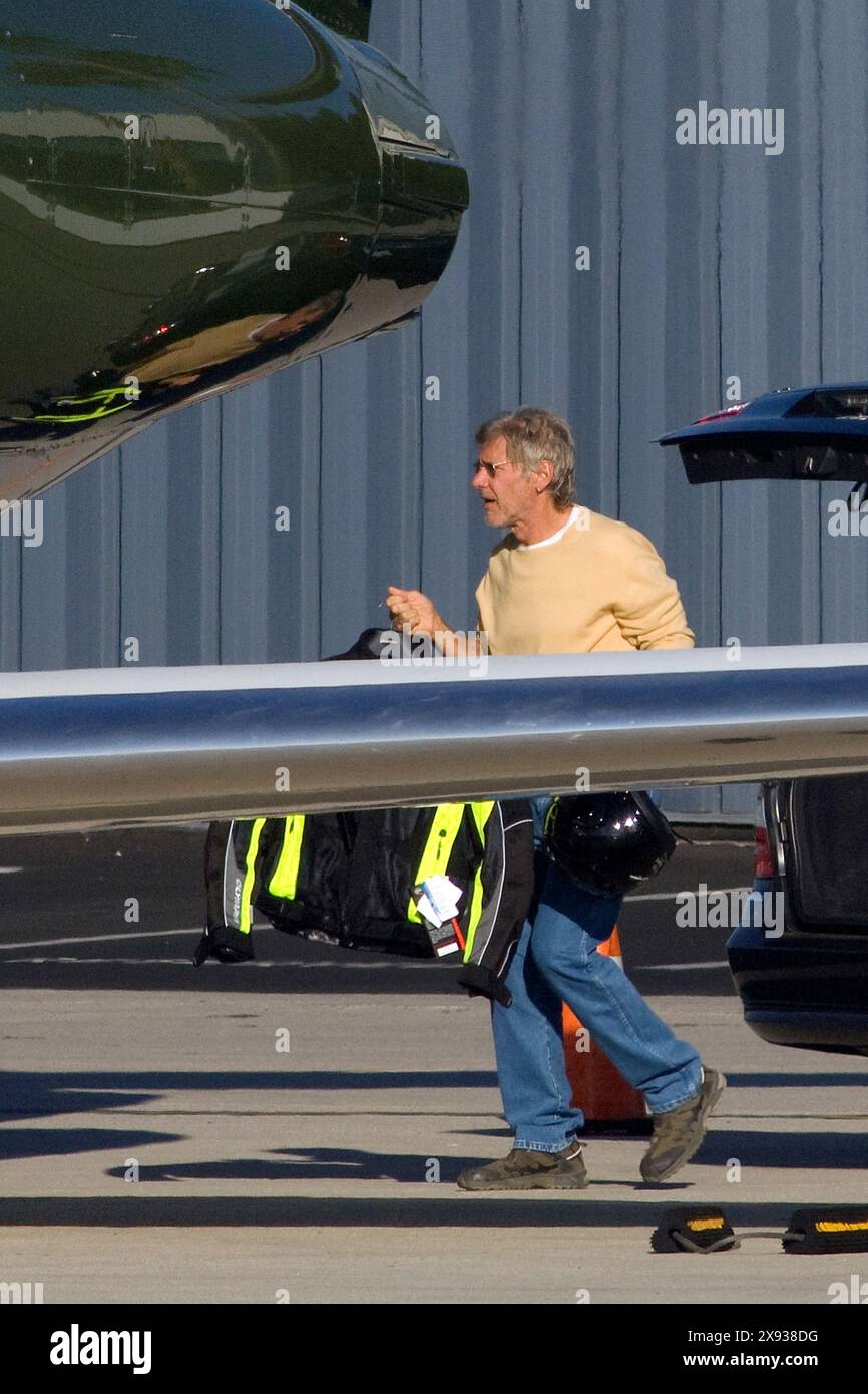 Esclusiva. Harrison Ford partì per il fine settimana del Labor Day con sua moglie Calista Flockhart e suo figlio Liam e un amico di coppia al ranch di Harrison vicino a Jack Foto Stock