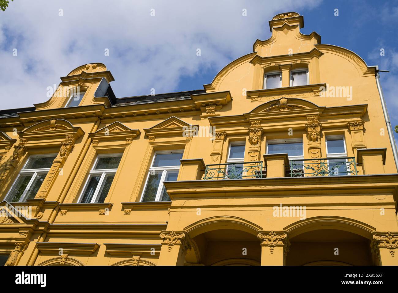 Vecchio edificio, Berlepschstraße, Zehlendorf, quartiere Steglitz-Zehlendorf, Berlino, Germania, Altbau, Berlepschstraße, Zehlendorf, Bezirk Steglitz-Zehlend Foto Stock