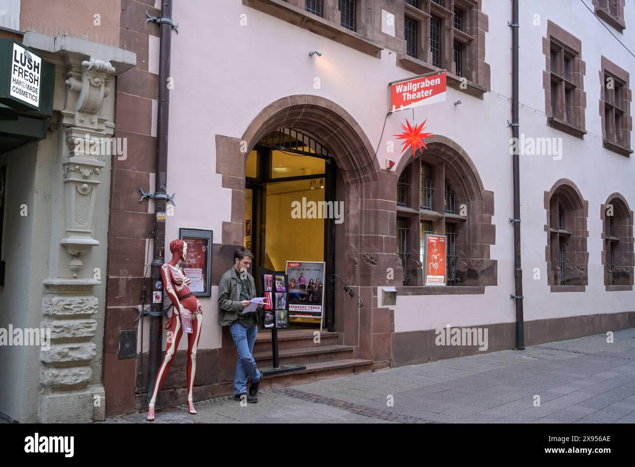 Wallgraben Theater, Freiburg im Breisgau, Baden-Württemberg, Germania, Wallgraben Theater, Friburgo in Brisgovia, Baden-Württemberg, Germania Foto Stock