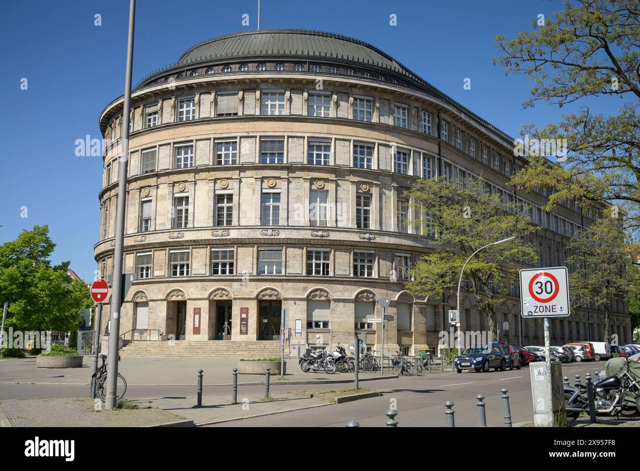 Dipartimento del Senato per la giustizia e la tutela dei consumatori, Salzburger Straße, Schöneberg, Berlino, Germania, Senatsverwaltung für Justiz und Verbraucherschu Foto Stock