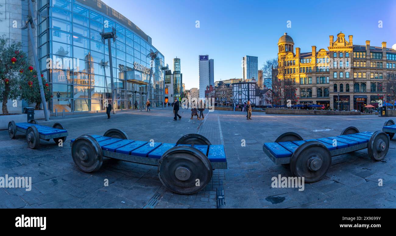 Vista di Exchange Square, Manchester, Lancashire, Inghilterra, Regno Unito, Europa Foto Stock