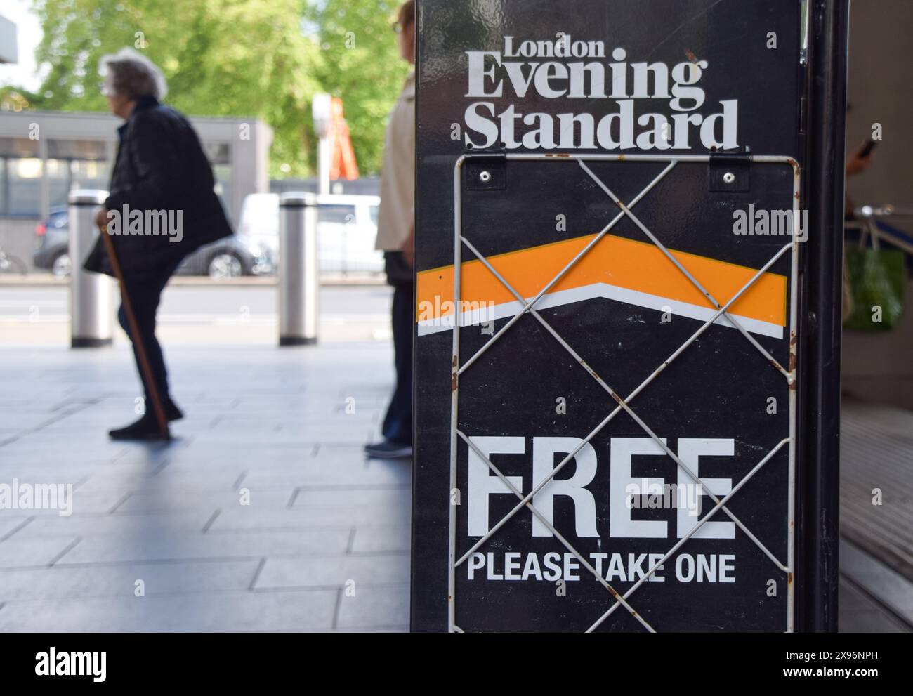 Londra, Regno Unito. 29 maggio 2024. London Evening Standard ha annunciato che cesserà di pubblicare il suo quotidiano gratuito e passerà a una pubblicazione settimanale, in quanto riporta perdite di 84,5 milioni di sterline negli ultimi sei anni. Crediti: Vuk Valcic/Alamy Live News Foto Stock