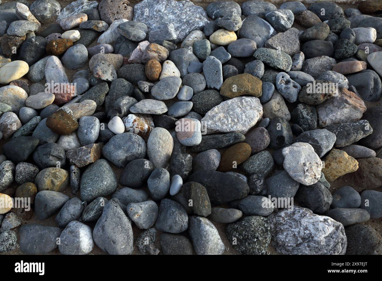 Primo piano di Rocks on a Beach a Muscat Oman Foto Stock