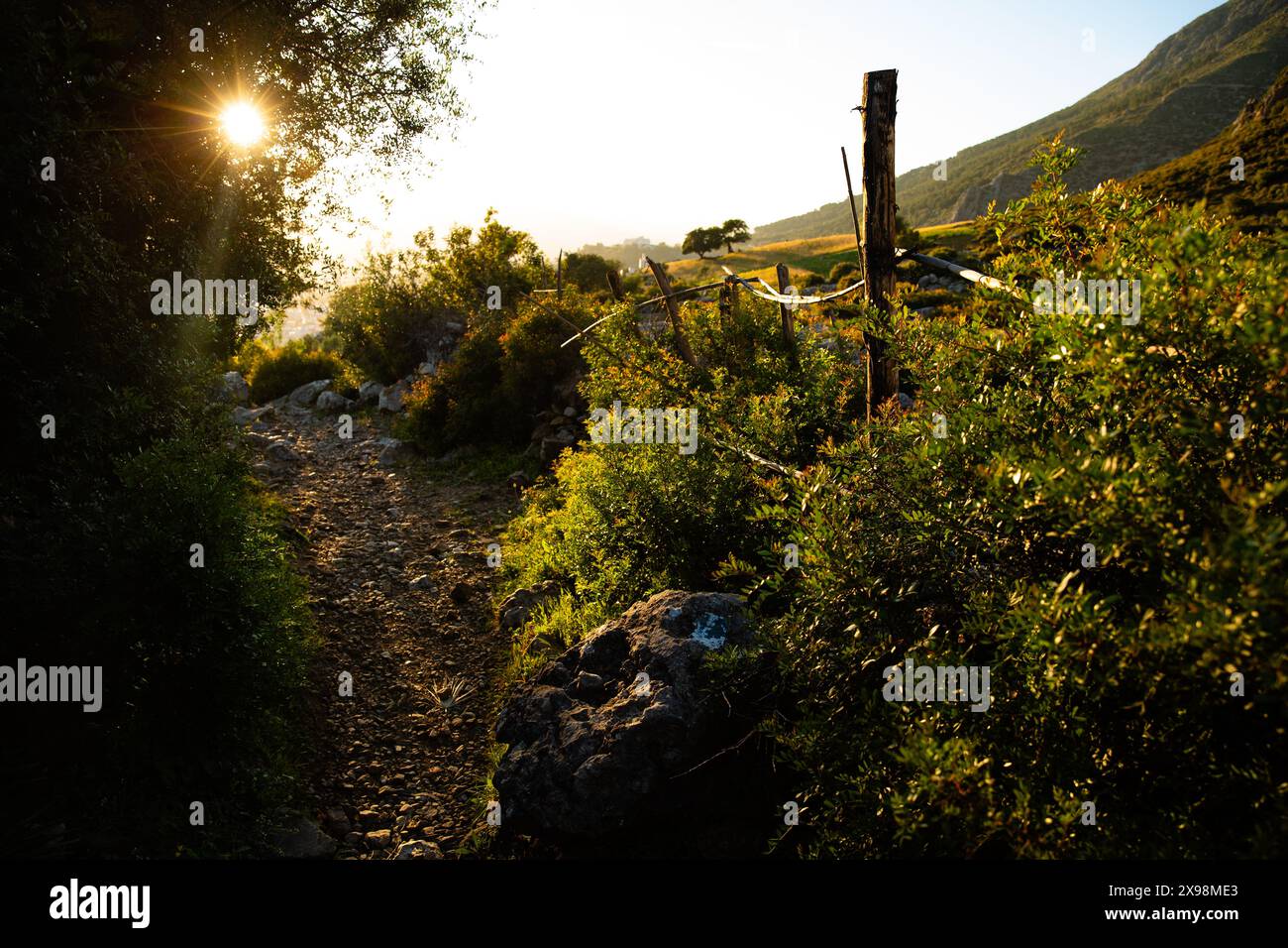 Vista dai monti del Rif , escursioni nelle fattorie rurali intorno a Chefchaouen, Marocco Foto Stock