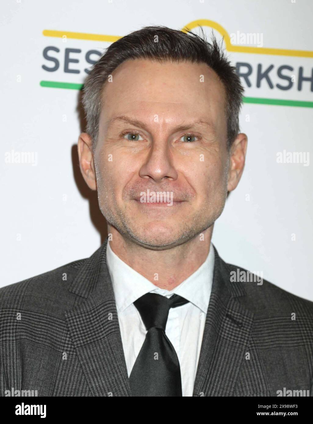 29 maggio 2024, New York, New York, USA: L'attore CHRISTIAN SLATER visto durante gli arrivi del tappeto rosso per il Gala annuale di beneficenza di Sesame Workshopâ tenutosi a Cipriani 42nd Street. (Credit Image: © Nancy Kaszerman/ZUMA Press Wire) SOLO PER USO EDITORIALE! Non per USO commerciale! Foto Stock