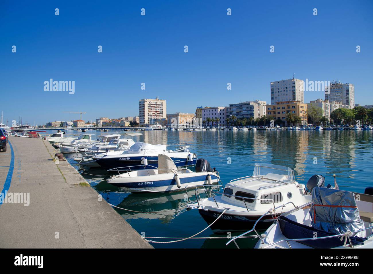 le Port de Zadar sur la cote Dalmate en croatie Foto Stock