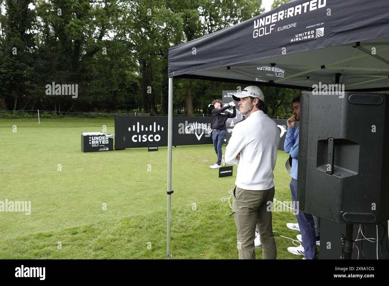 Walton on the Hill, Surrey, Regno Unito. 30 maggio 2024. Gareth Bale - co-fondatore (con la leggenda del basket Steph Curry) di The UNDER. Tour di golf CON VALUTAZIONE" - osserva i giocatori che iniziano il loro primo round di UNDER. RATED Golf Tour' - il loro primo evento europeo tenutosi al Walton Heath Golf Club, Surrey, Regno Unito : credito: Motofoto/Alamy Live News Foto Stock