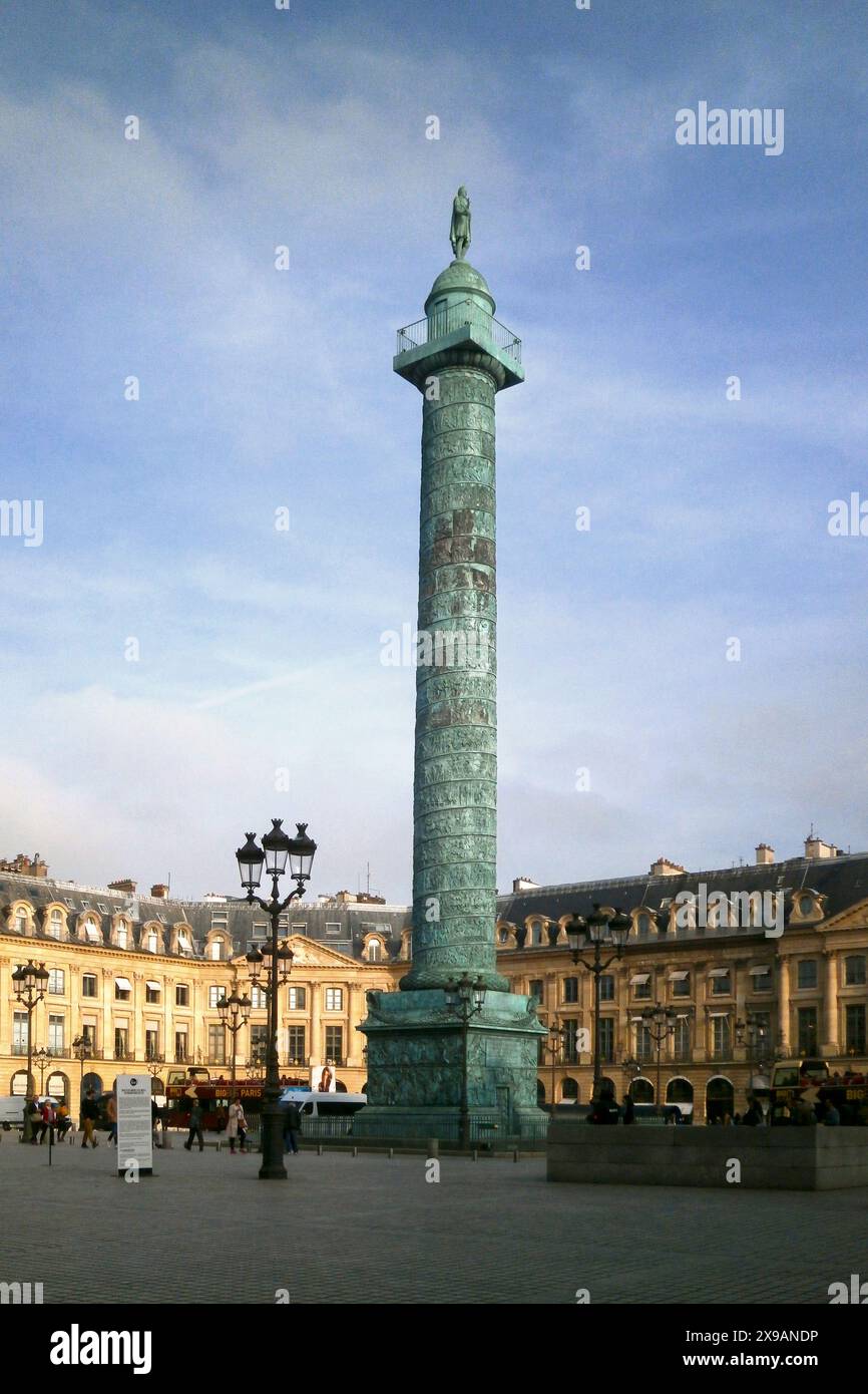 Parigi, Francia - ottobre 26 2017: Place Vendome, situata nel primo arrondissement di Parigi, si trova appena a nord dei Giardini delle Tuileries, a sud dell'Opera Foto Stock