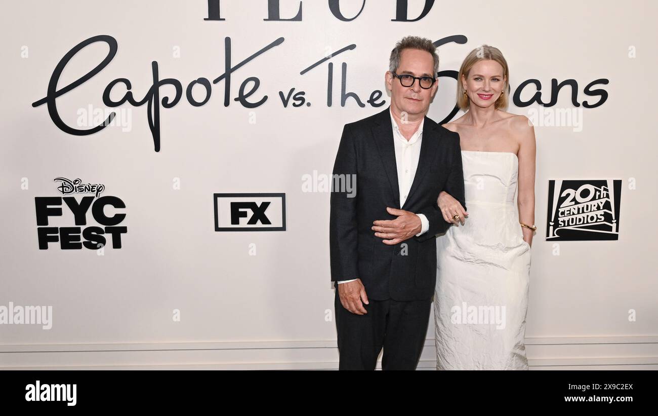 29 maggio 2024, West Hollywood, California, Stati Uniti: Tom Hollander e Naomi Watts partecipano all'evento FYC Red Carpet per "FEUD: Capote vs. The Swans" (Credit Image: © Billy Bennight/ZUMA Press Wire) SOLO PER USO EDITORIALE! Non per USO commerciale! Foto Stock