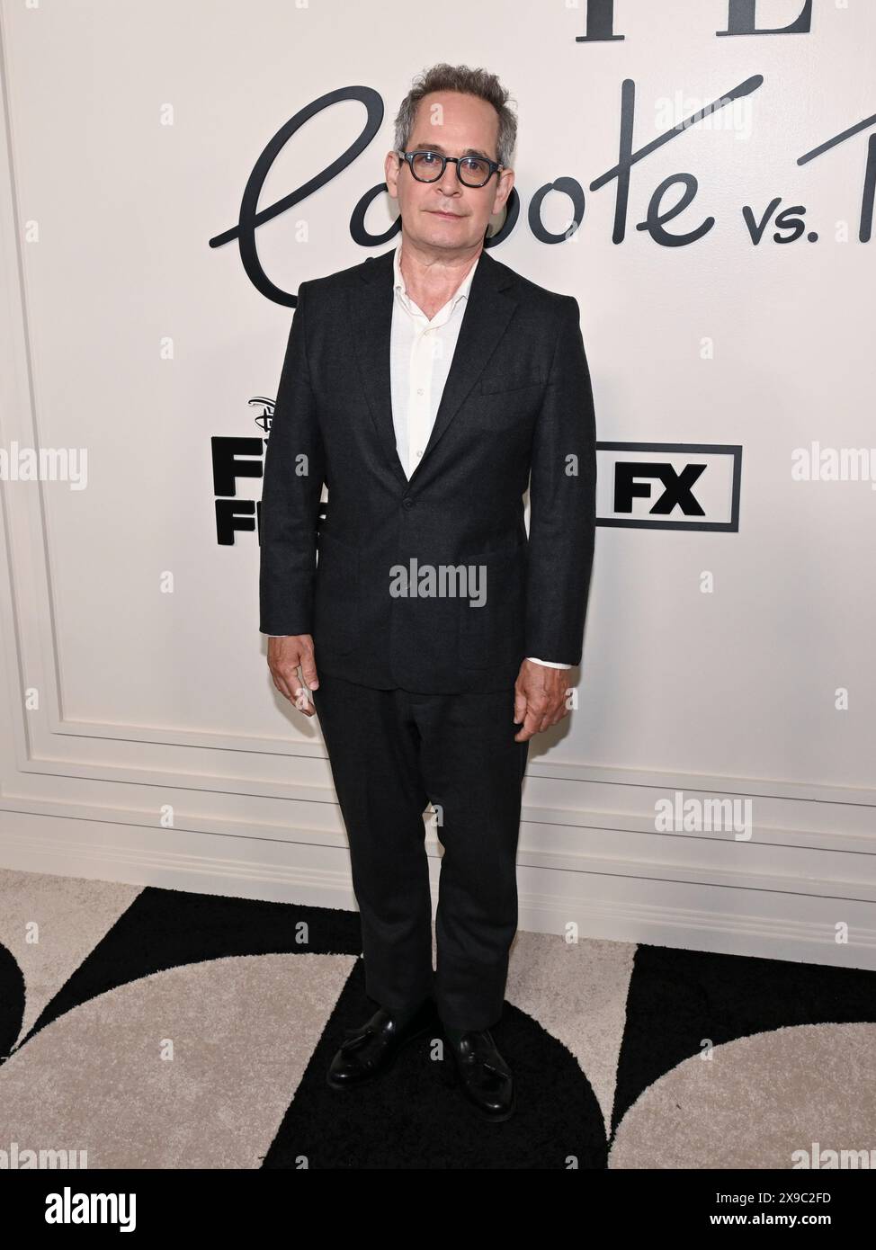 29 maggio 2024, West Hollywood, California, Stati Uniti: Tom Hollander partecipa all'evento FYC Red Carpet per l'USO EDITORIALE di ''FEUD: Capote vs. The Swans' (immagine di credito: © Billy Bennight/ZUMA Press Wire) DI FX! Non per USO commerciale! Foto Stock