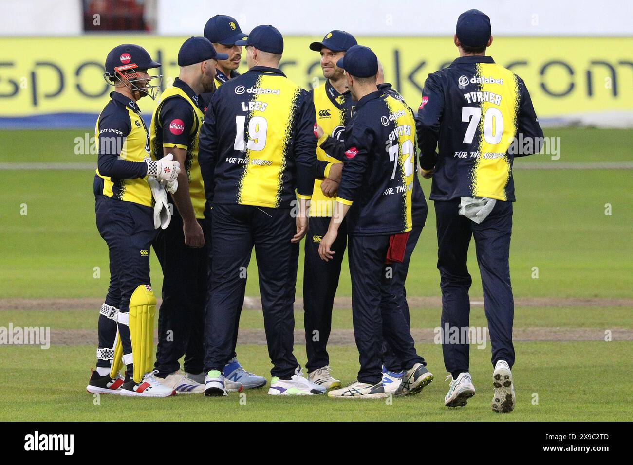 Durham celebra il wicket di Josh Bohannon del Lancashire Lightning durante il Vitality T20 Blast match tra Lancashire e Durham County Cricket Club a Old Trafford, Manchester, giovedì 30 maggio 2024. (Foto: Robert Smith | mi News) crediti: MI News & Sport /Alamy Live News Foto Stock