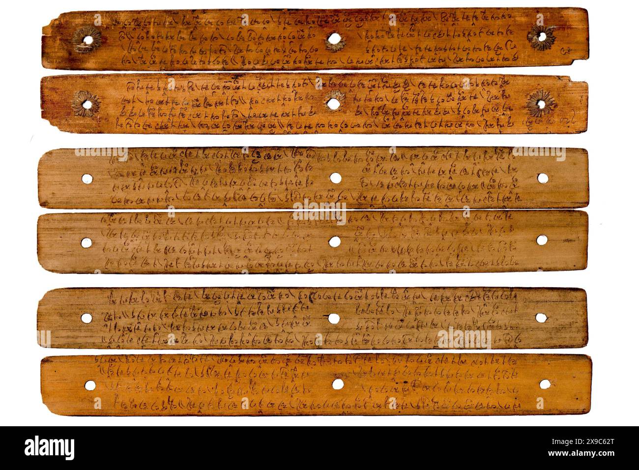 Pagine di libri scritte su foglie di palma lontane a Bali Aksara, Bali, Indonesia Foto Stock