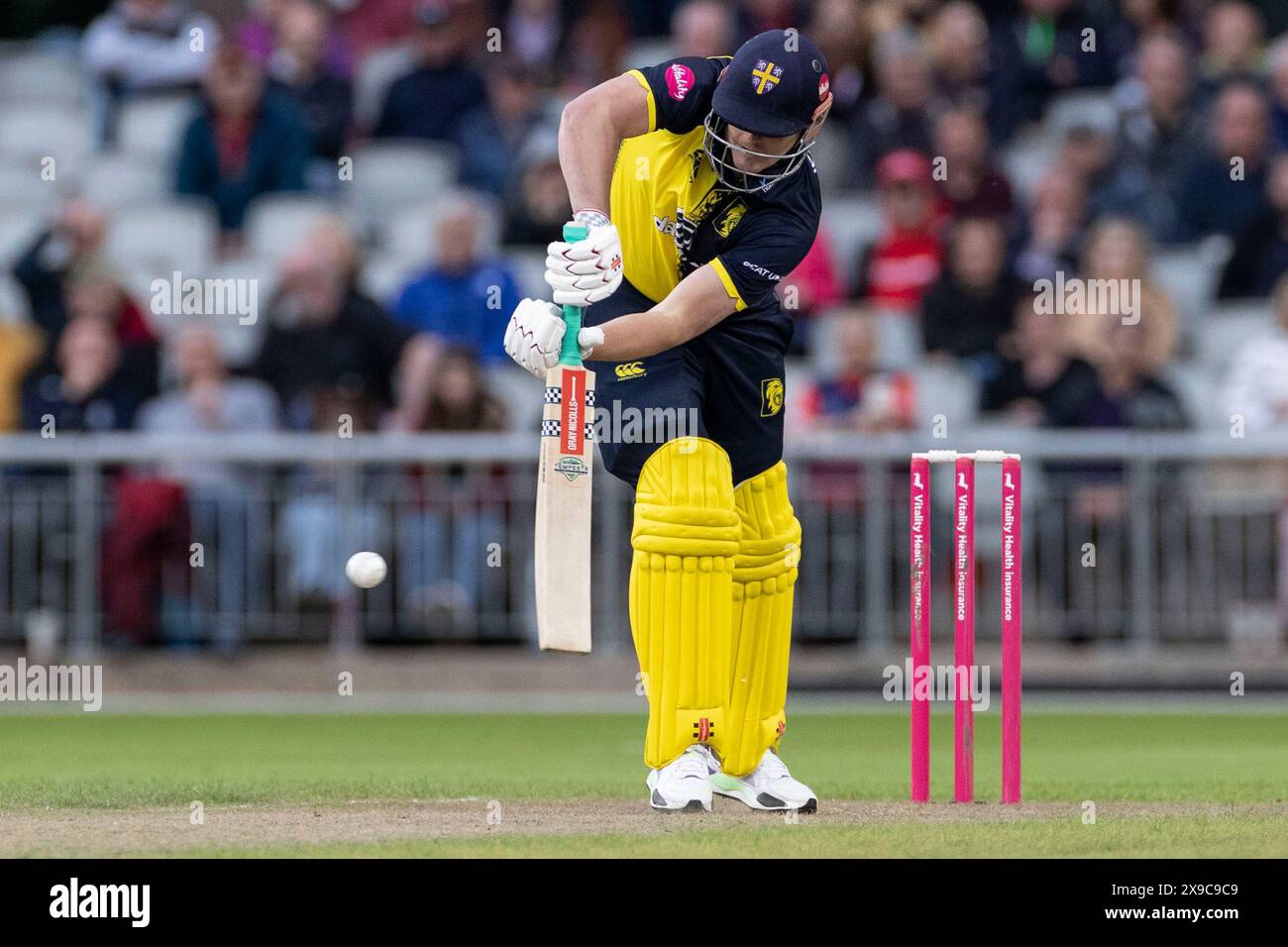 Graham Clark n. 7 del Durham Cricket batting durante il Vitality Blast T20 match tra Lancashire e Durham a Old Trafford, Manchester, giovedì 30 maggio 2024. (Foto: Mike Morese | mi News) crediti: MI News & Sport /Alamy Live News Foto Stock