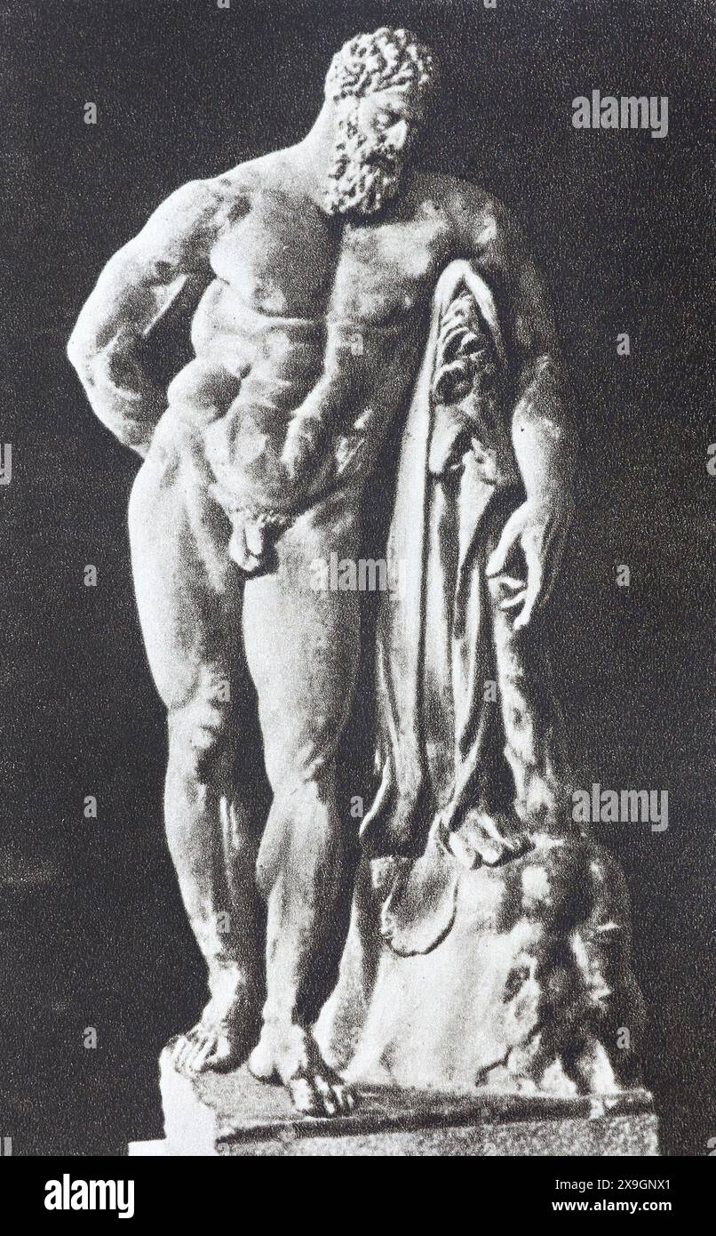 Ercole Farnese - la scultura realizzata da Lisippos. Fotografia della metà del XX secolo. Foto Stock