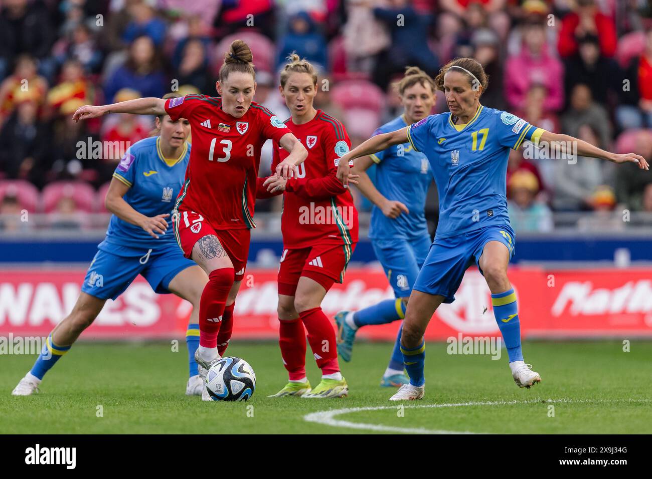 LLANELLI, GALLES - 31 MAGGIO 2024: Rachel Rowe del Galles durante la partita di qualificazione a Euro 2025 femminile di Lega B tra donne gallesi e donne ucraine a. Foto Stock