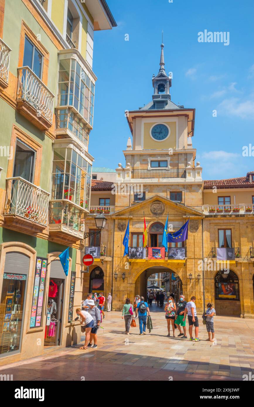 Facciata del municipio. Piazza Constitucion, Oviedo, Spagna. Foto Stock