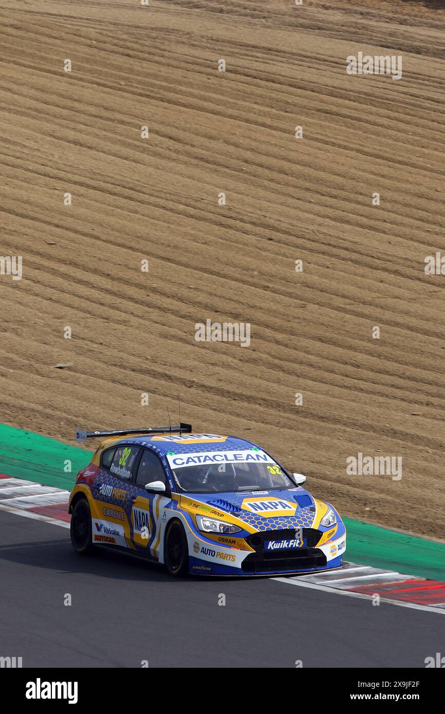 Daniel Rowbottom - Napa Racing UK - alla guida della Ford Focus ST numero 32 nel BTCC Kwik Fit 2024 a Brands Hatch nel maggio 2024 Foto Stock