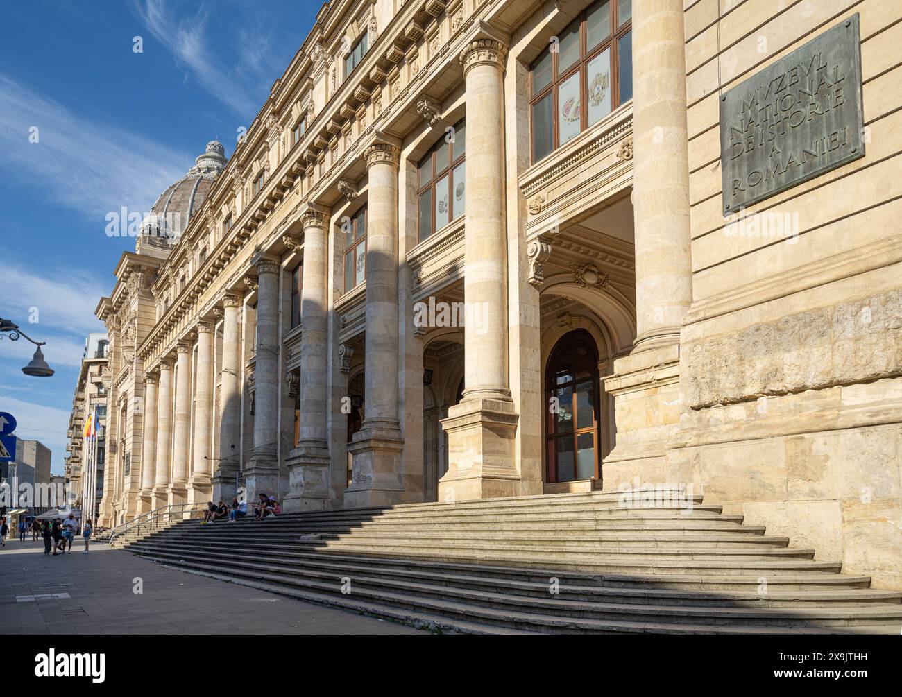 Bucarest, Romania. 23 maggio 2024. Vista esterna del Museo Nazionale di storia rumena nel centro della città Foto Stock
