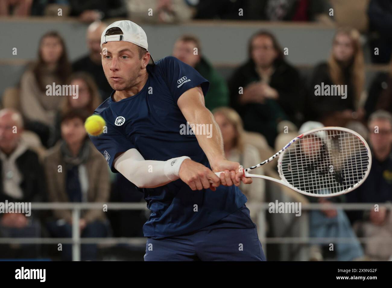 Tallon Griekspoor dei Paesi Bassi durante l'Open di Francia 2024, Roland-Garros 2024, torneo di tennis del grande Slam il 1° giugno 2024 allo stadio Roland-Garros di Parigi, Francia - foto Jean Catuffe / DPPI Foto Stock