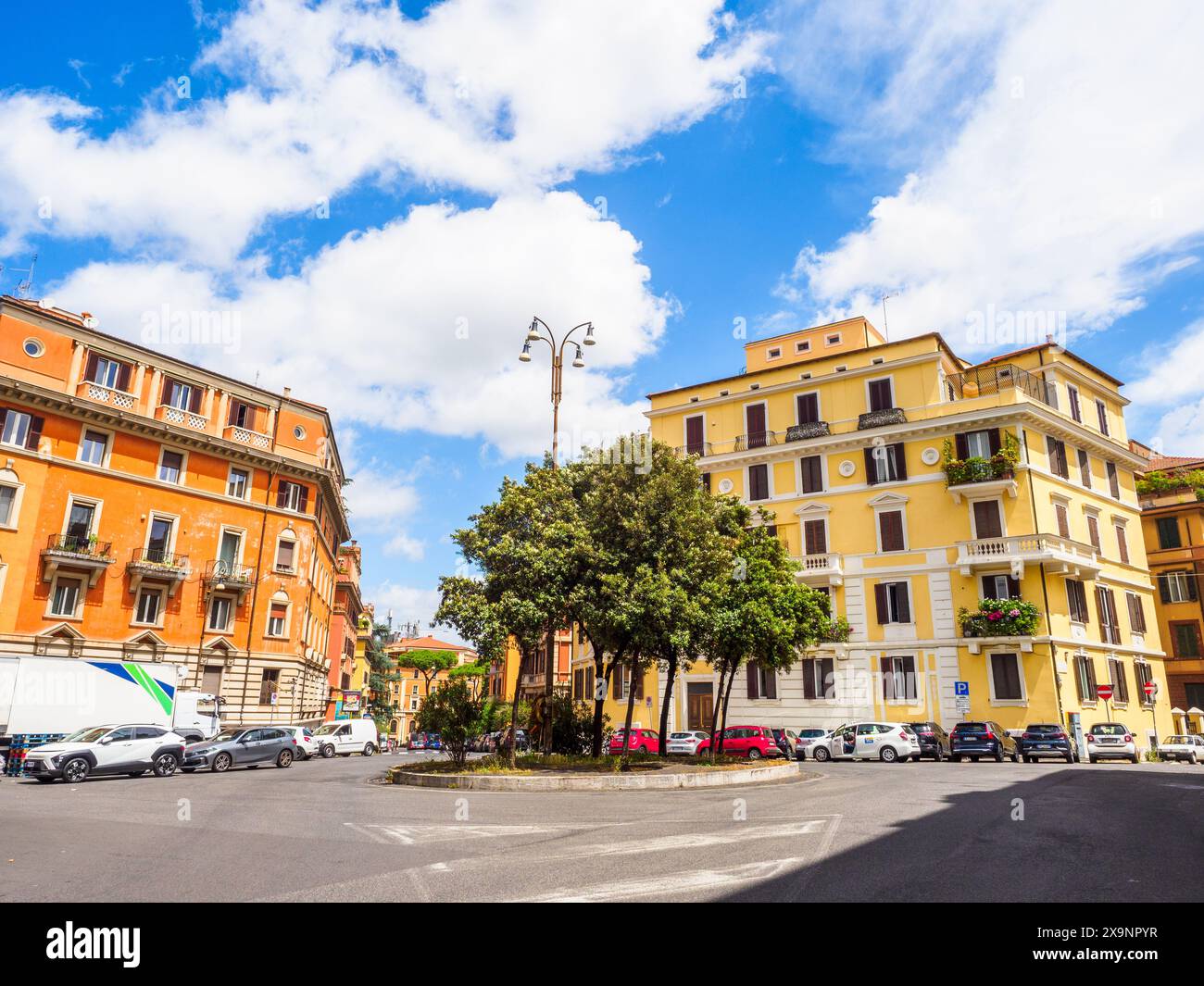 Piazza Dalmazia nel quartiere Nomentano - Roma, Italia Foto Stock