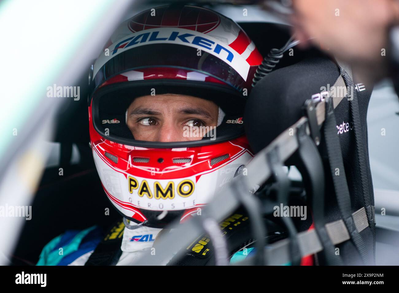 Klaus Bachler (Falken Motorsports, Porsche 911 GT3 R 992, SP9, #33)GER, 52. ADAC Ravenol 24h Nuerburgring, 24 Stunden Rennen, 02.06.2024 foto: Eibner-Pressefoto/Michael Memmler Foto Stock