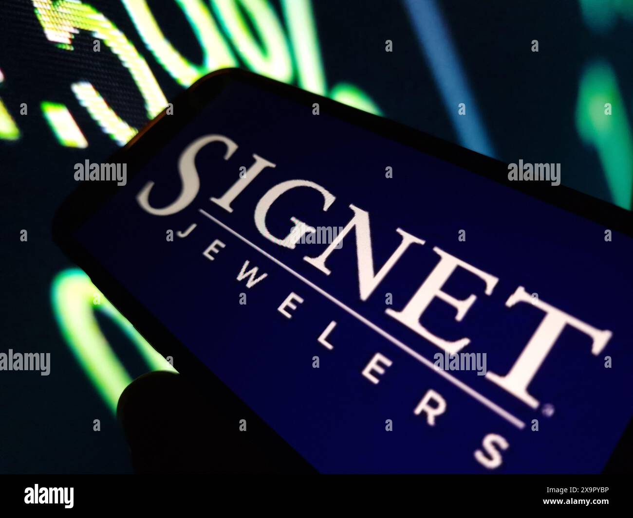 Konskie, Polonia - 30 maggio 2024: Logo aziendale Signet Jewelers visualizzato sul telefono cellulare Foto Stock