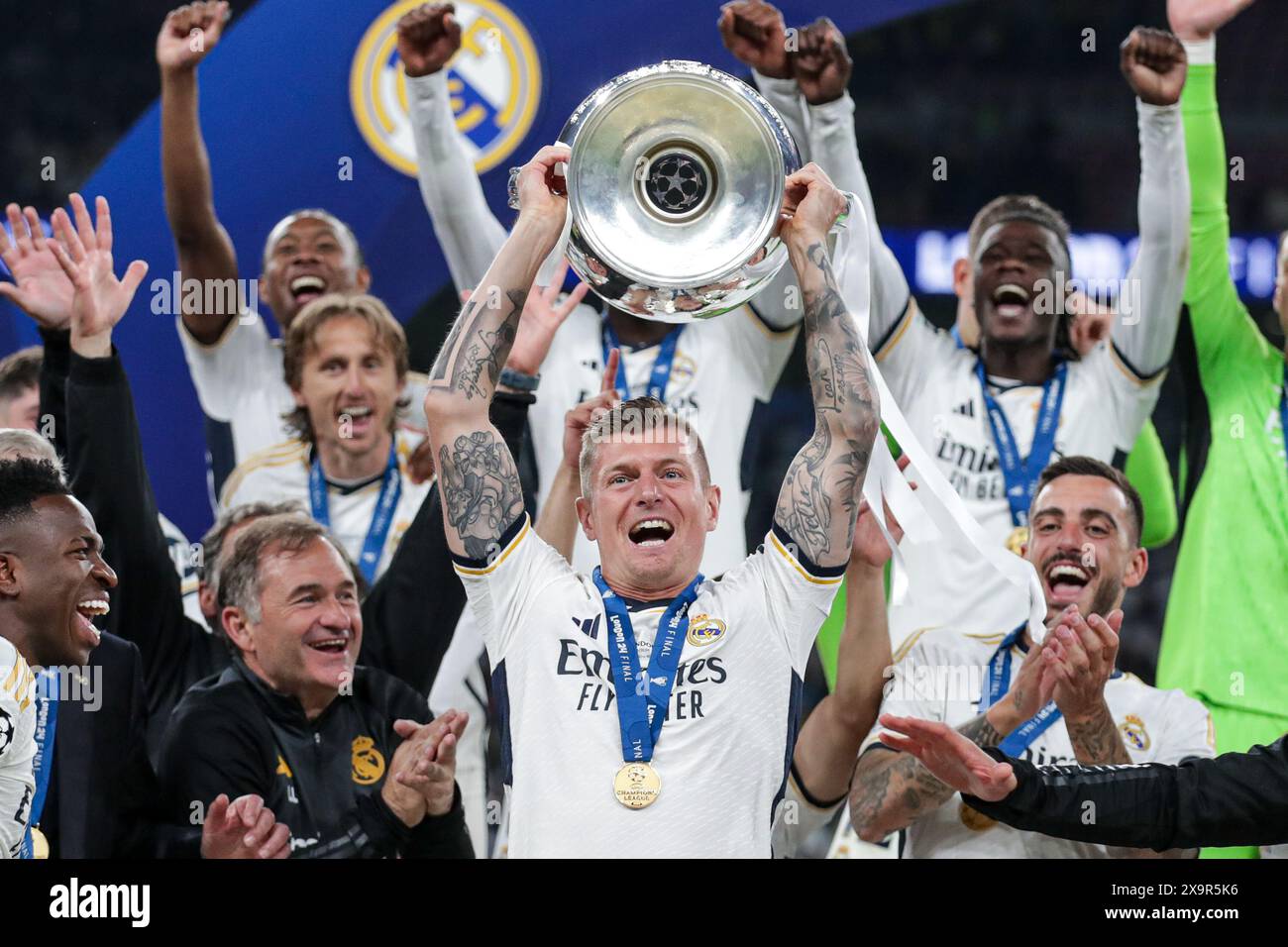 Londra, Regno Unito. 1 giugno 2024. Giocatori del Real Madrid visti durante la cerimonia della medaglia della finale di UEFA Champions League tra Borussia Dortmund e Real Madrid allo stadio di Wembley a Londra, Regno Unito punteggio finale; Borussia Dortmund 0:2 Real Madrid crediti: SOPA Images Limited/Alamy Live News Foto Stock