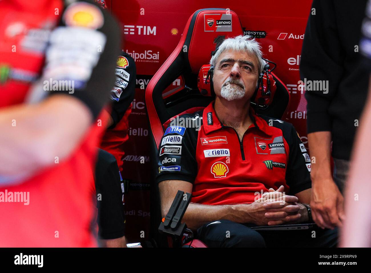 Luigi Dall'Igna General Manager di Ducati Corse visto durante il Gran Premio d'Italia Brembo di MotoGP GP7 - prove libere Pit Lane sul circuito del Mugello a Scarperia. Foto Stock