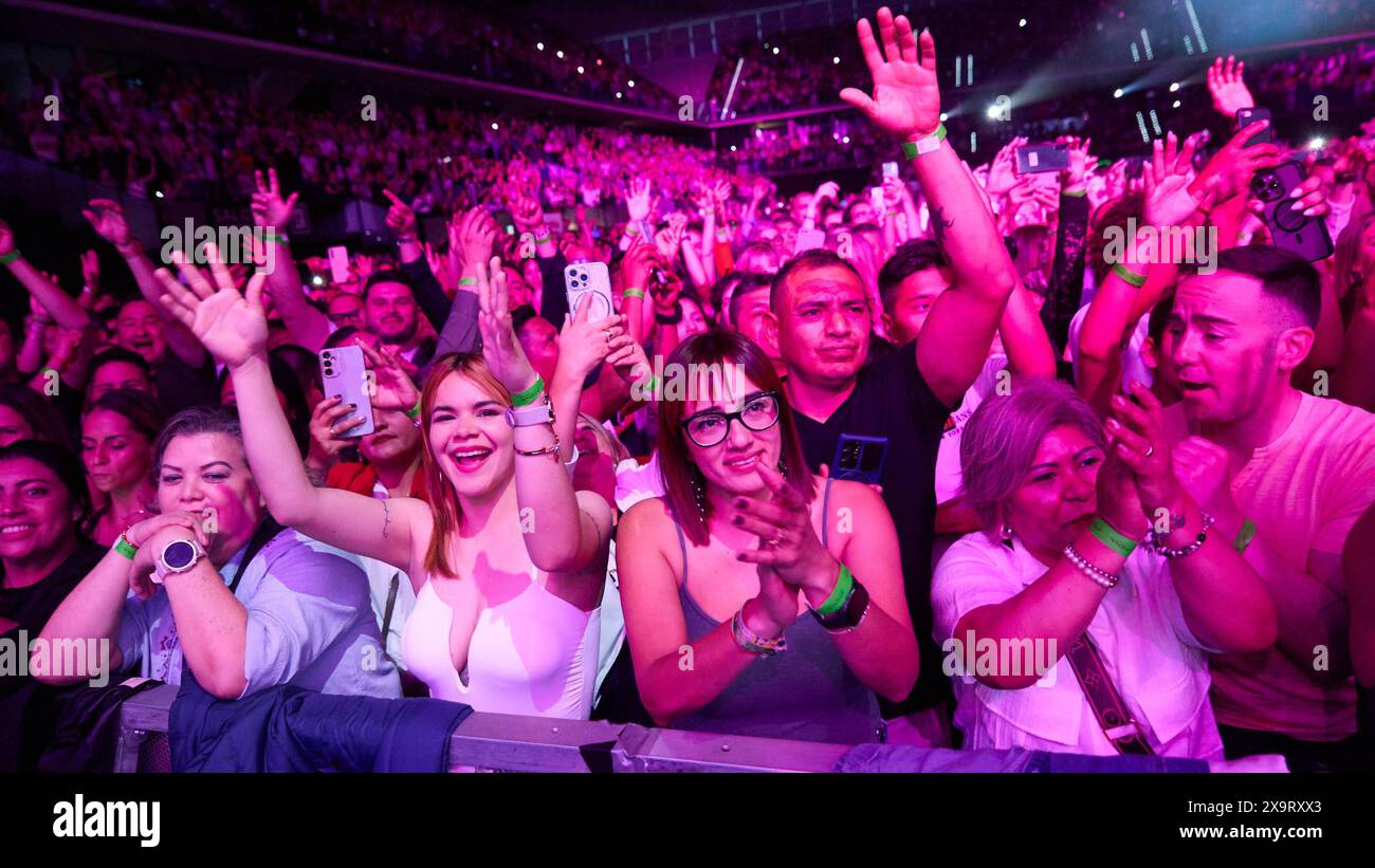 Pamplona. Navarra. 2 giugno 2024. Música. Conciertos Concierto de Marc Anthony, dentro de su gira Española “Historia Tour 2024”, en el Pabellón Navarra Arena de Pamplona ante más de 10,000 personas, en Pamplona a 2 de junio de 2024. Crédito: Iñigo Alzugaray/Cordon Press credito: CORDON PRESS/Alamy Live News Foto Stock