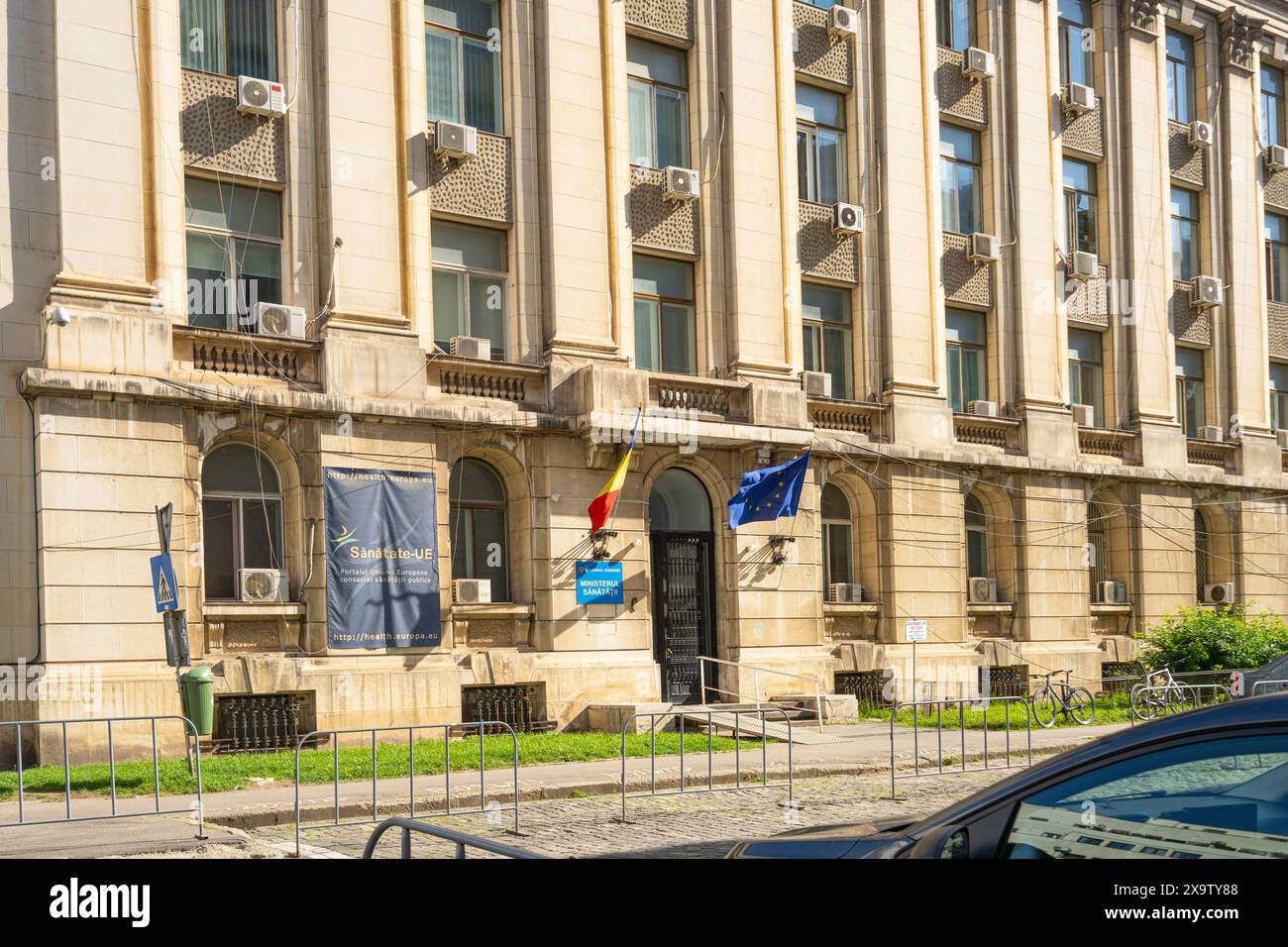 Bucarest, Romania. 25 maggio 2024. Vista esterna dell'edificio del Ministero della salute nel centro della città Foto Stock